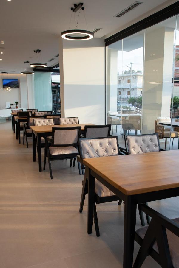 Colosseum Hotel Ksamil Exterior photo